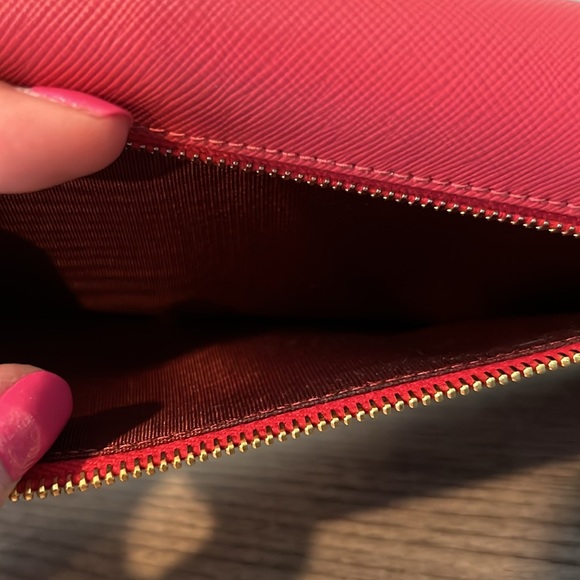 Prada Pink Wallet - Picture 4 of 8
